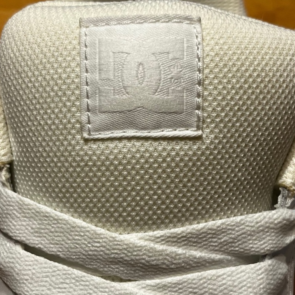 DC (NWOB) Classic White Skate Shoes-neon - Picture 11 of 11